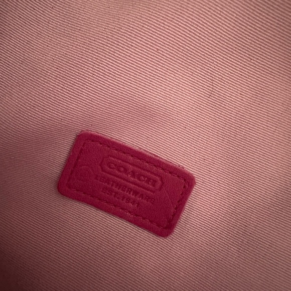 Authentic Coach Bucket Hat NWOT Tan Mixed Pattern/Pink - Picture 4 of 4